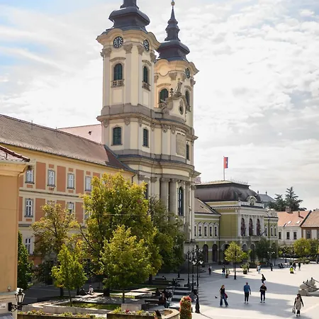 Zengo Appartement Eger