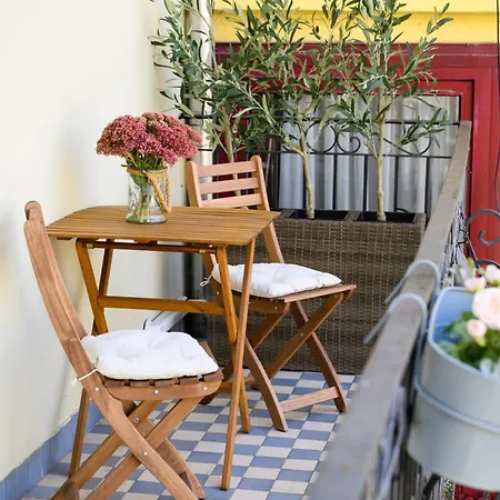 Zengo Apartment *