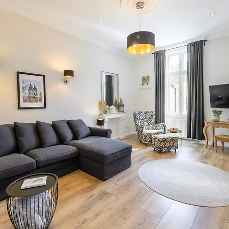 Zengo Apartment